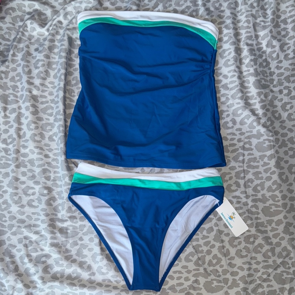Blue and Green Strapless Swimsuit Set